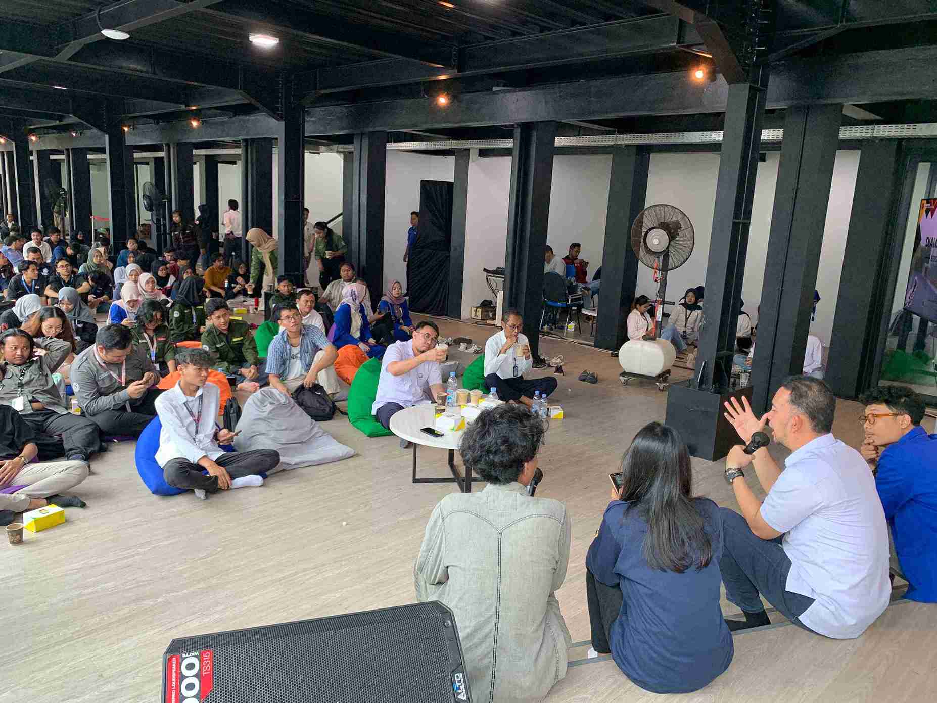 Penayangan Video & Diskusi Bersama terkait Aspirasi 